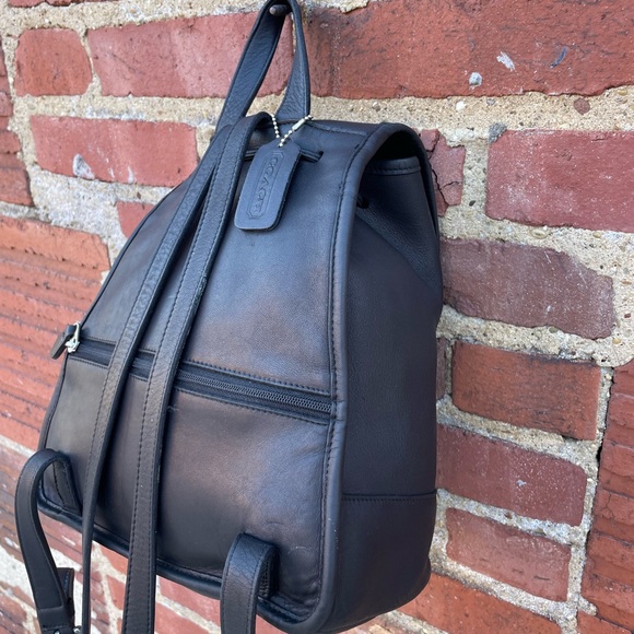 Vintage Coach 9791 Black Leather Backpack The Daypack Style Rucksack Drawstring. - Picture 13 of 16
